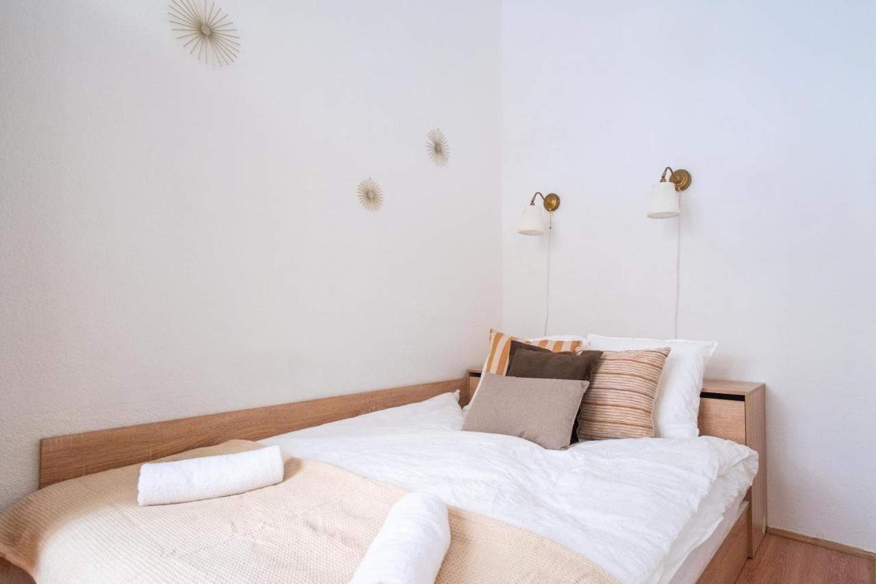 Very Central 1-Br Apt With Patio Budapeste Exterior foto